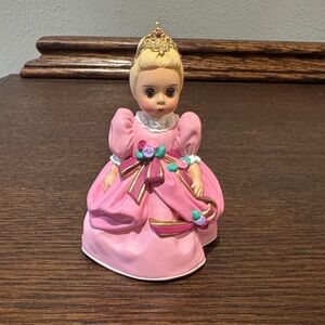 Madame Alexander Cinderella Figurine